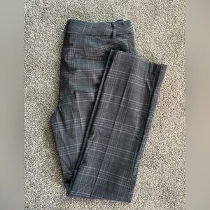 Nine West Woman’s Charcoal Gray Plaid Dress Slacks Size 6.